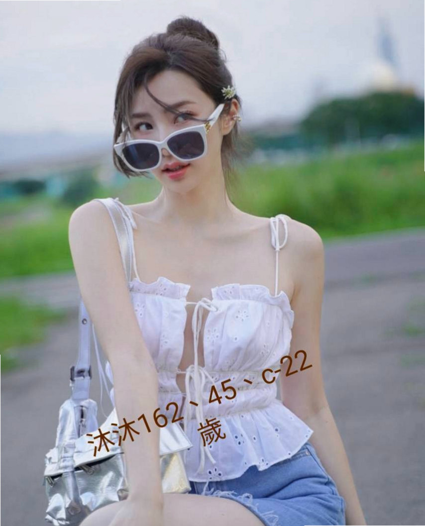 玲娜⟫壯圍外叫小姐⟫中美混血⟫身高169cm⟫體重47kg⟫胸圍D罩杯⟫年齡24歲⟫性感外型比例贊帶著縷縷  ＃主推～外貌型甜美氣質顏值高